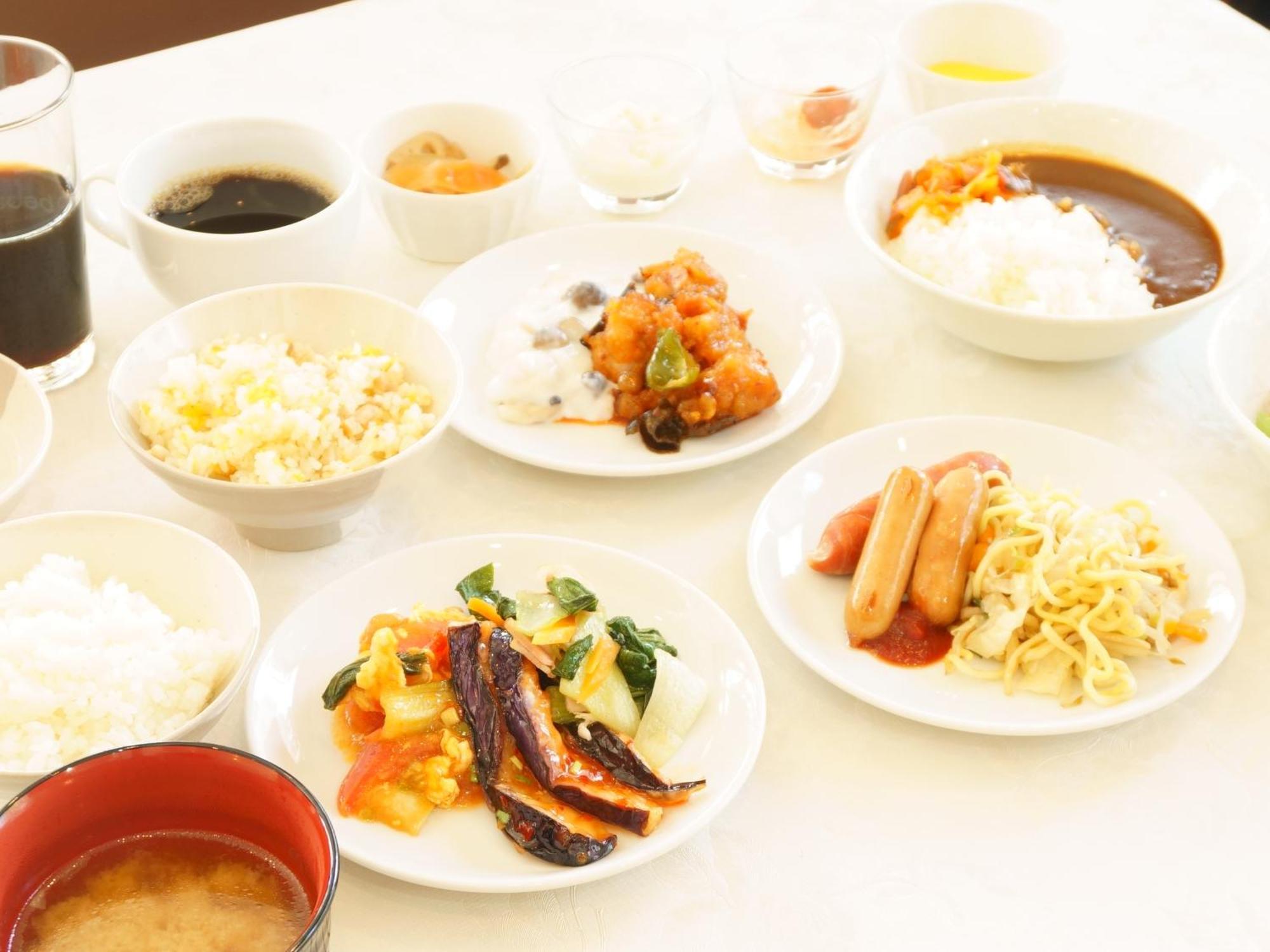 Apa Hotel Saitama Yatsuka Ekimae Soka Buitenkant foto